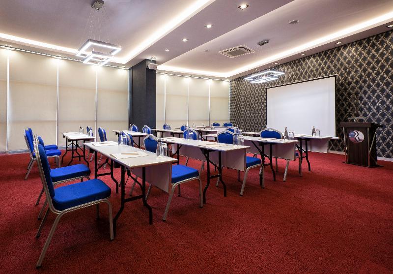 Ramada Hotel By Wyndham Edirne Exterior photo